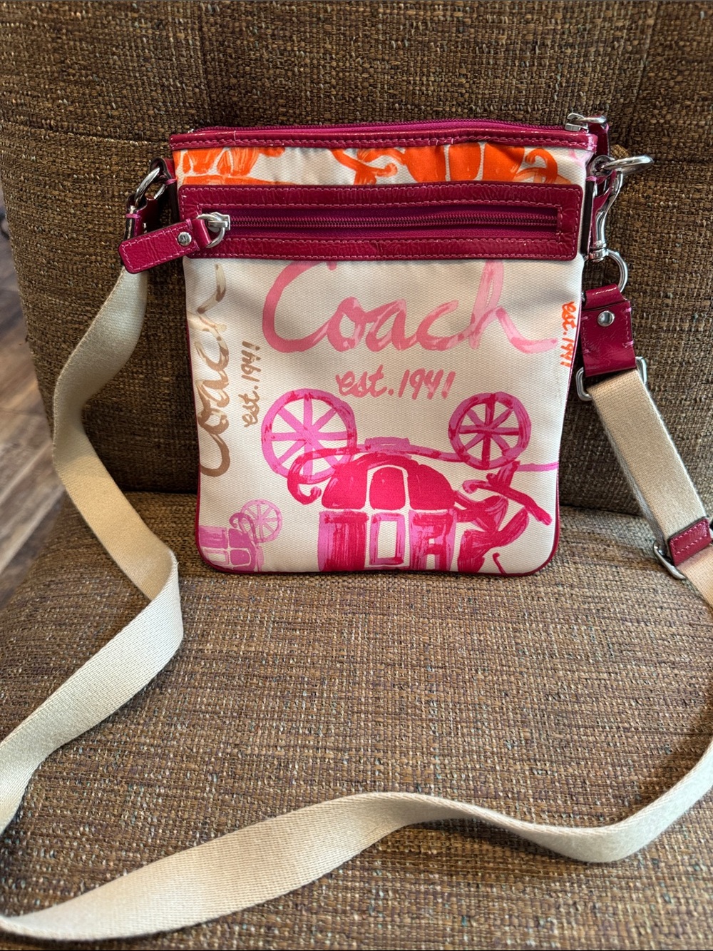 Coach horse and carriage crossbody bag purse